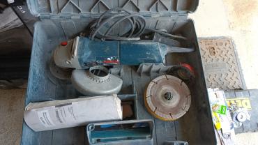 Location : disqueuse Location : disqueuse