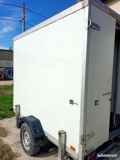 Location : remorque Location : remorque