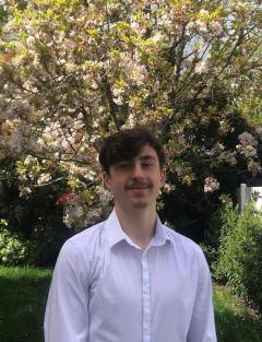 Service : tonte de pelouse Service : tonte de pelouse