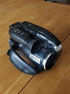 Location : camera Location : camera