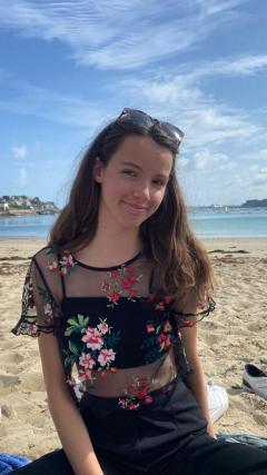 Service : babysitter Service : babysitter