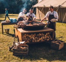 Location : barbecue Location : barbecue