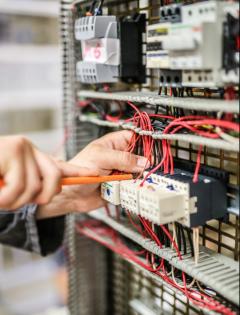 Service : electricien Service : electricien