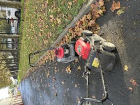 Service : reparation tondeuse Service : reparation tondeuse