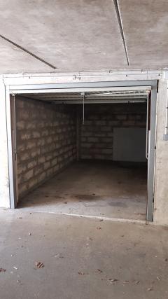 Location : parking en sous sol Location : parking en sous sol