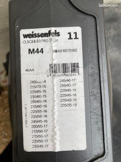 Location : chaine a neige Location : chaine a neige