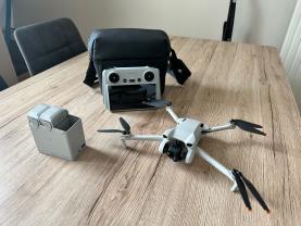 Location : drone Location : drone