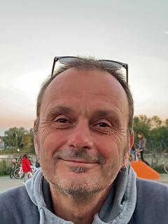 Service : menuiserie Service : menuiserie