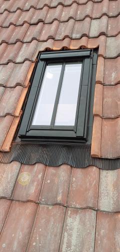 Service : nettoyage toiture Service : nettoyage toiture