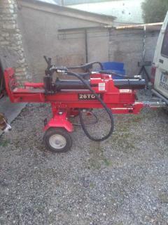 Location : fendeur de buches Location : fendeur de buches