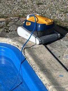 Location : robot piscine Location : robot piscine