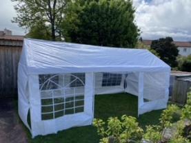 Location : tente reception Location : tente reception