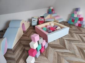 Location : parc bebe Location : parc bebe