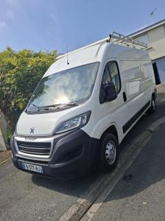 Location : camion camionnette Location : camion camionnette