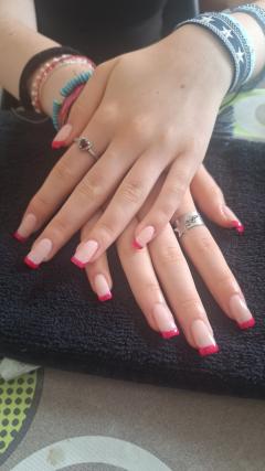 Service : prothesiste ongulaire Service : prothesiste ongulaire