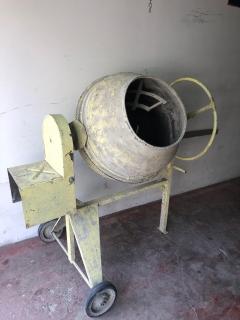 Location : betonniere Location : betonniere