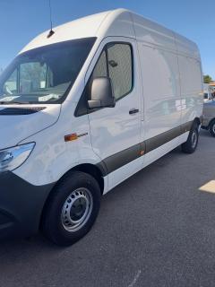 Location : fourgon Location : fourgon