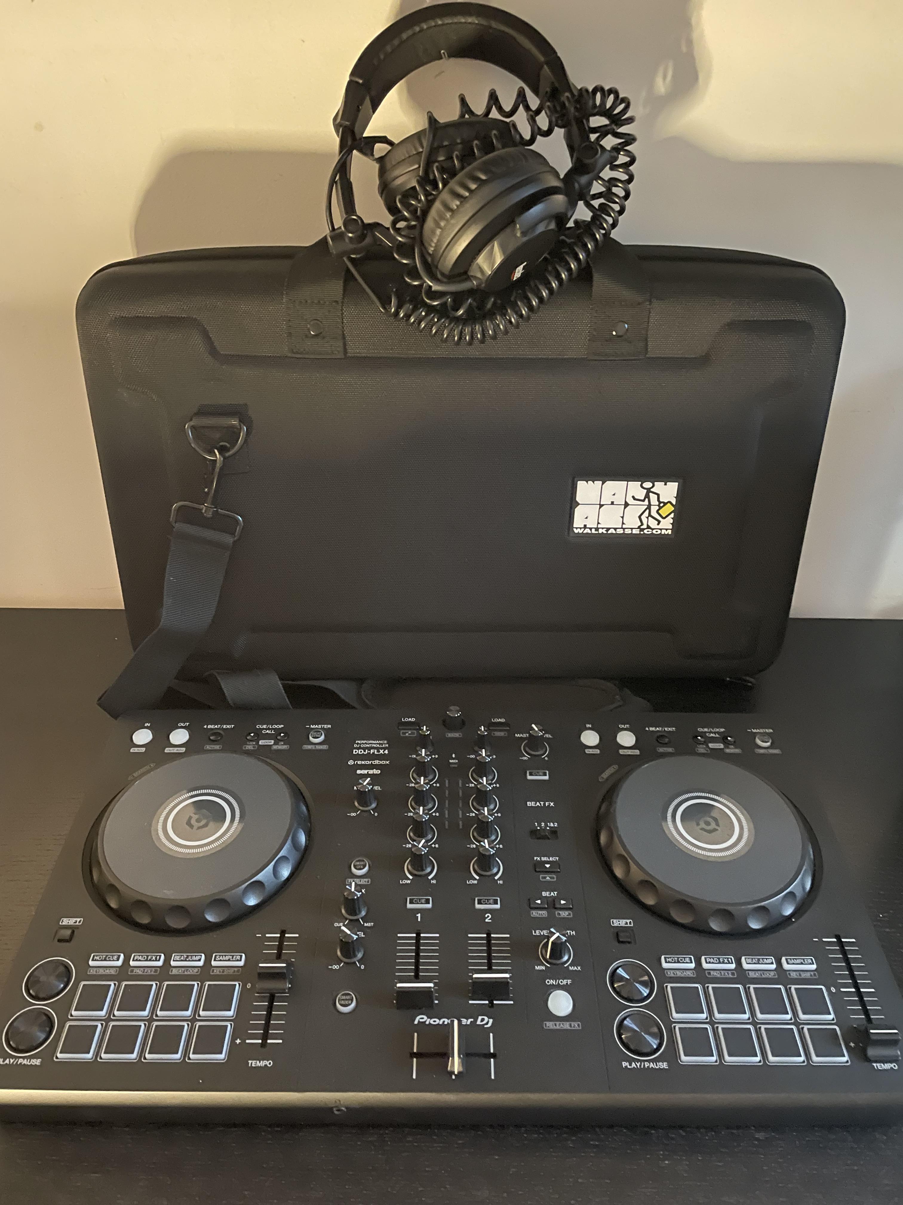 Location platine de mixage 75 entre particuliers