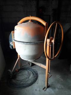 Location : betonniere Location : betonniere