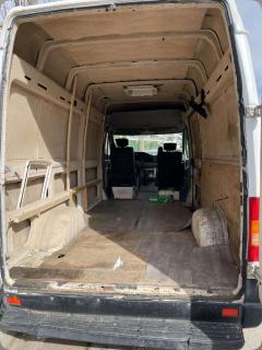 Service : avec fourgon Service : avec fourgon