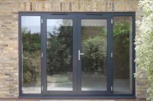 Service : menuiserie Service : menuiserie