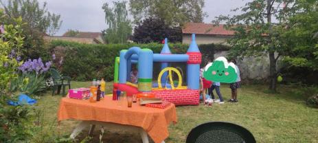 Location : autre Location : autre