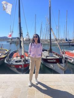 Service : babysitter Service : babysitter