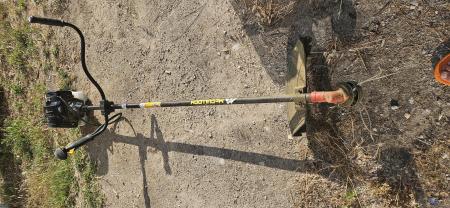 Location : debroussailleuse Location : debroussailleuse