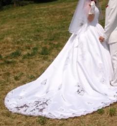 Location : robe de mariee Location : robe de mariee