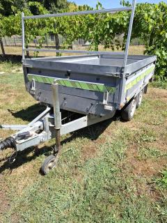 Location : remorque Location : remorque