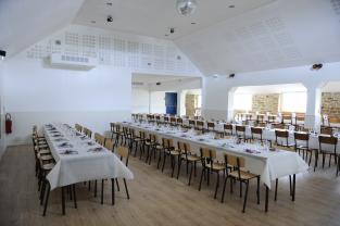 Location : salle reception