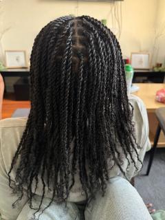 Service : tresses africaines Service : tresses africaines