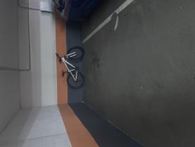 Location : parking souterrain Location : parking souterrain