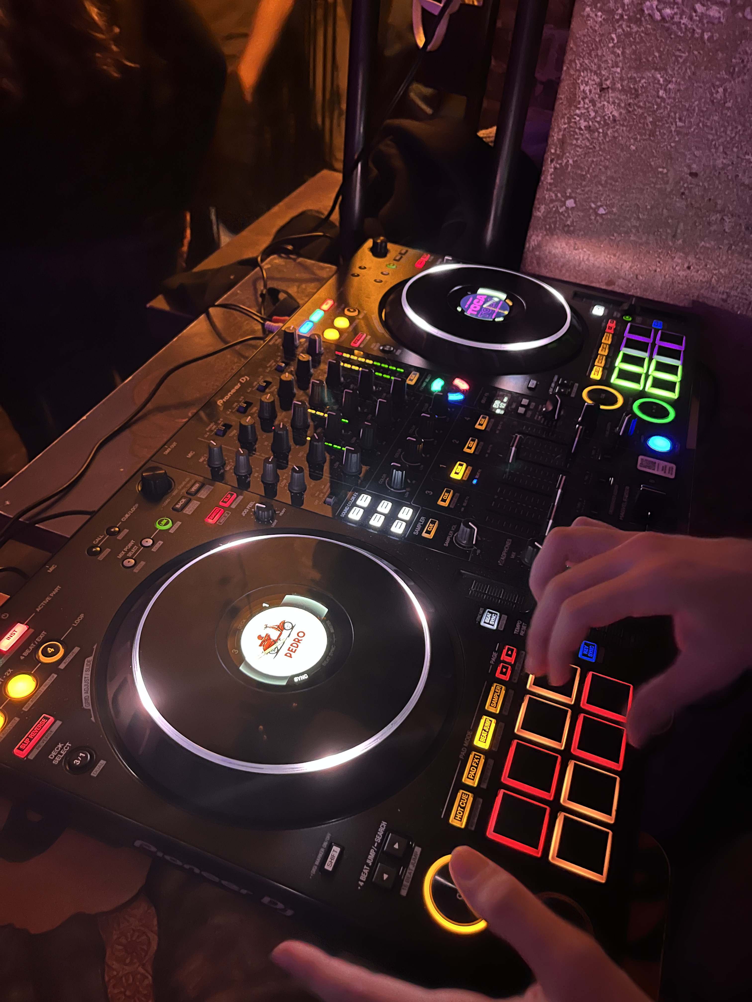 Location dj #location #flx10 #pioneer #controller #paris 
 #table de mixage 75 entre particuliers