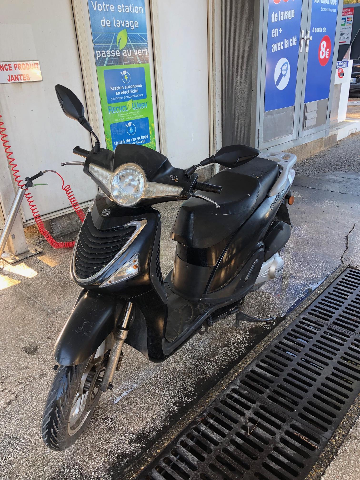 Location scooter 83 entre particuliers