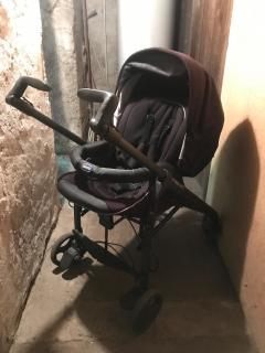 Location : poussette Location : poussette