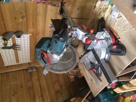 Location : scie a onglet Location : scie a onglet