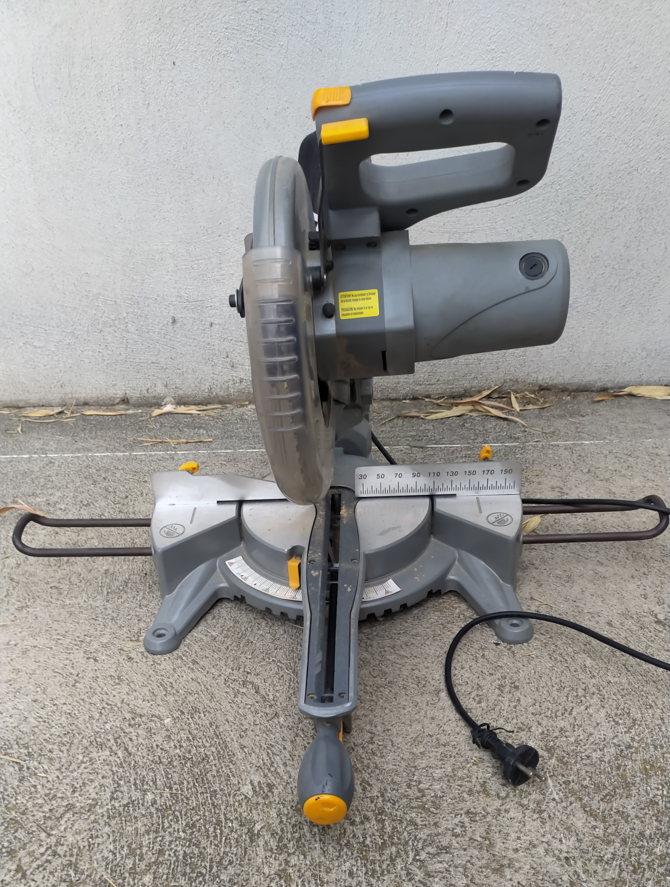 Location scie a onglet 34 entre particuliers