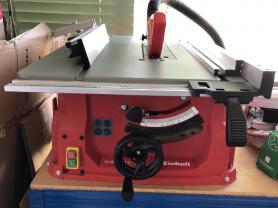 Location : scie circulaire Location : scie circulaire