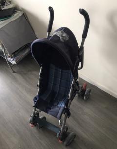 Location : poussette Location : poussette