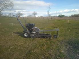 Location : trancheuse de sol Location : trancheuse de sol