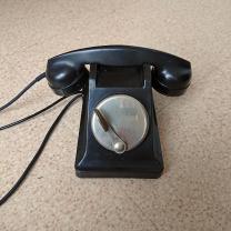 Location : telephone Location : telephone