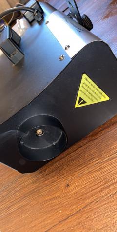 Location : machine a fumee Location : machine a fumee