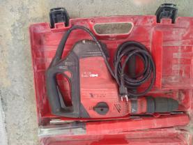 Location : perforateur Location : perforateur