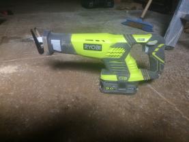 Location : scie sabre Location : scie sabre