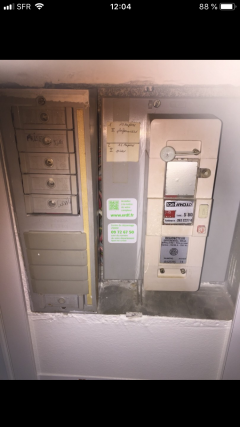 Service : electricien Service : electricien