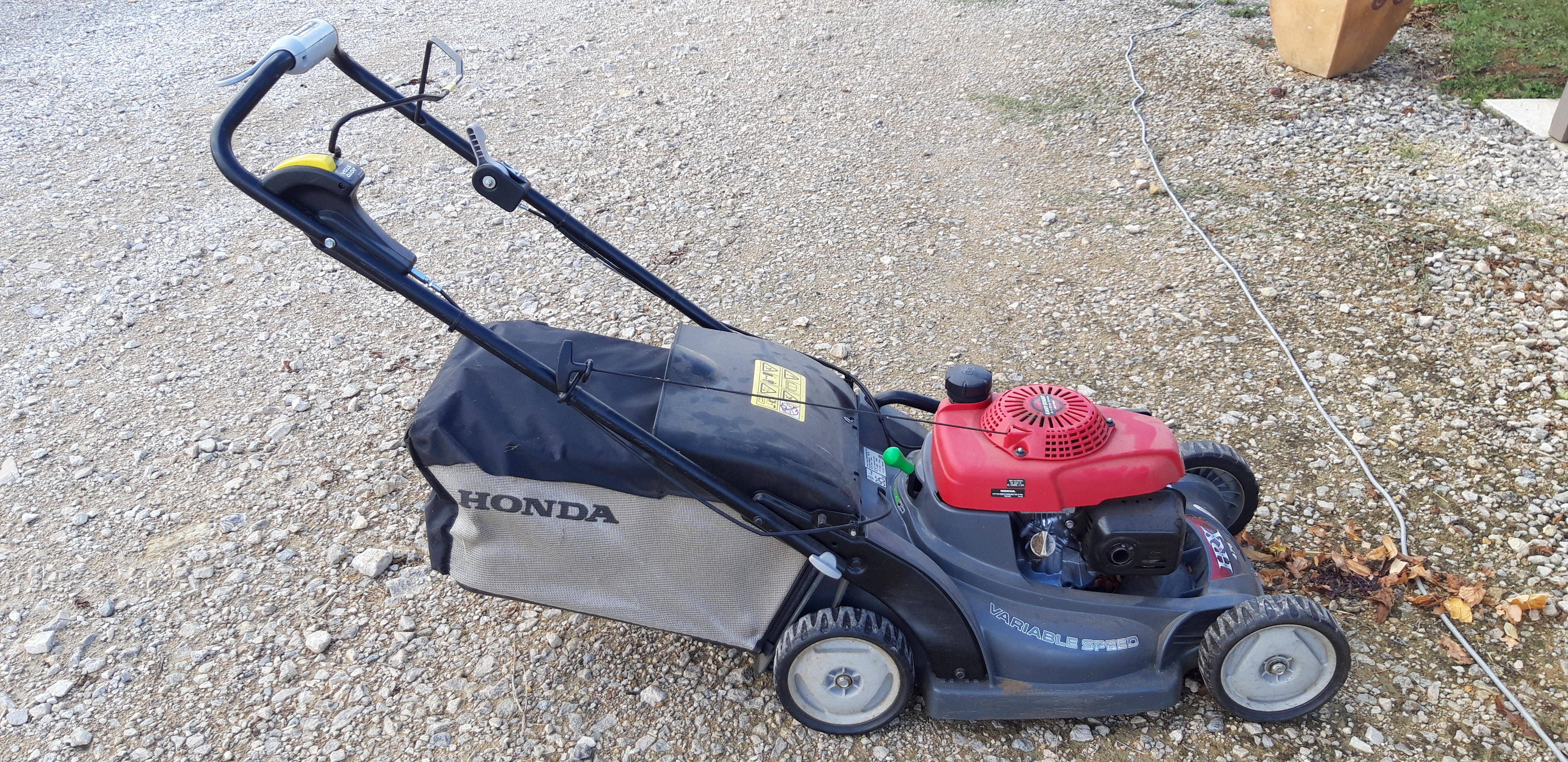 Location tondeuse 01 entre particuliers