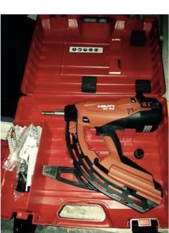 Location : cloueuse Location : cloueuse