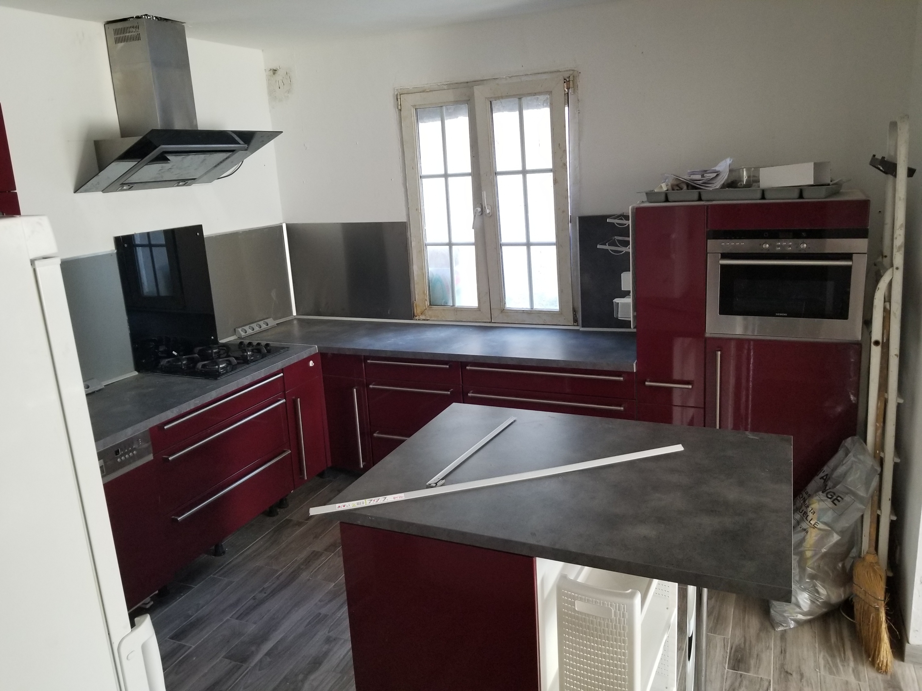 Service pose de cuisine 95 entre particuliers