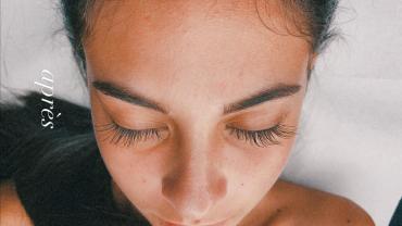 Service : extension de cils Service : extension de cils